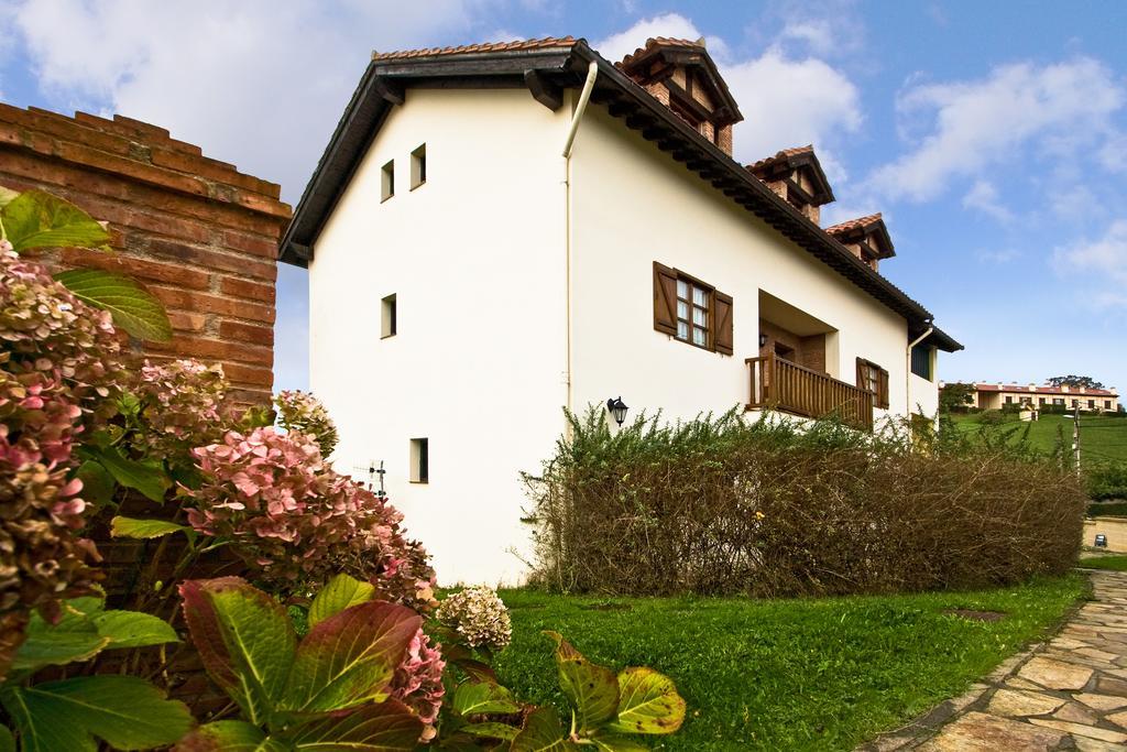 Vivienda Casa Luisa Comillas Exterior foto